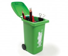 回收文具，书包，笔袋，铅笔，圆珠笔，文具盒，计算器，订书机